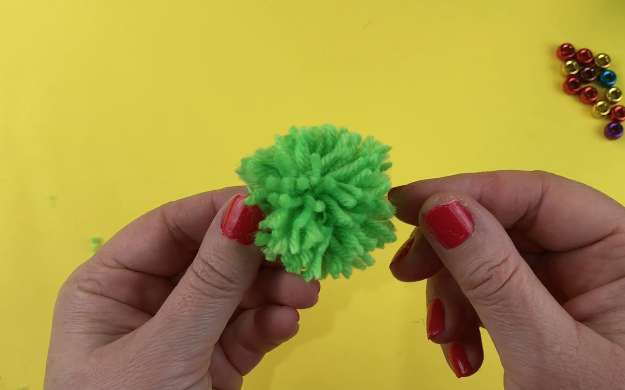 The completed and trimmed pompom